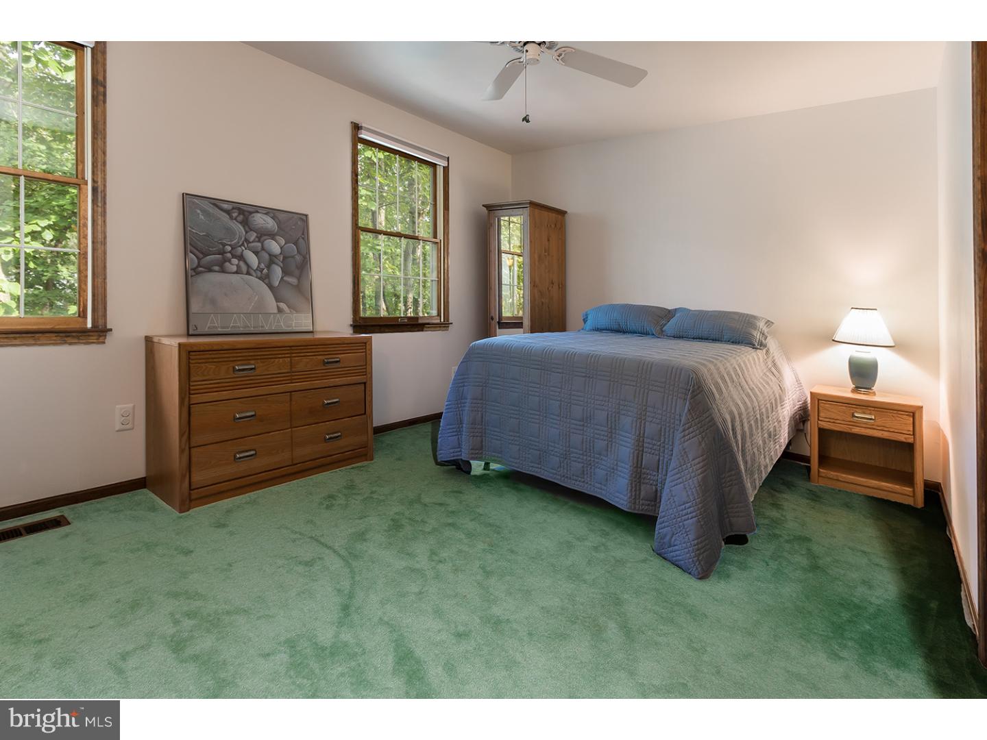 8 Strafford Circle Road Medford, NJ 08055 - Photo 18 of 25 Bedroom 3