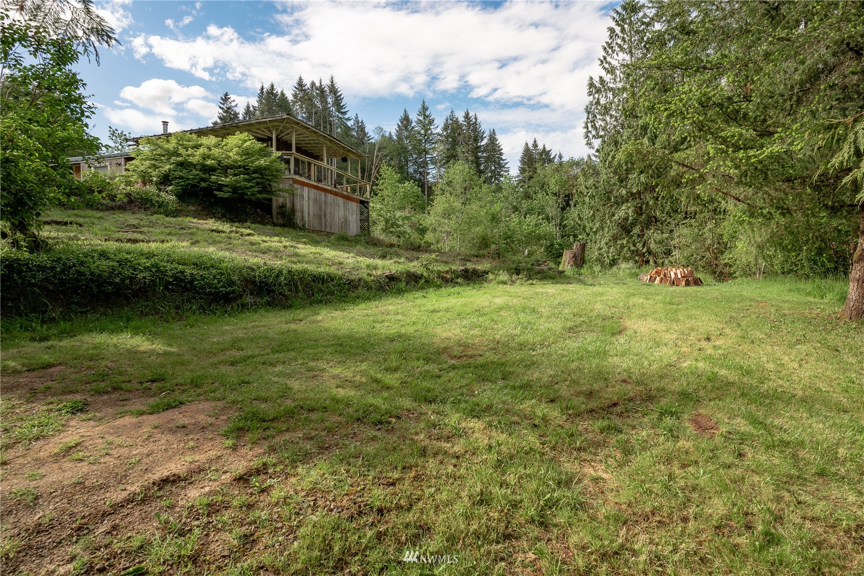 335 Nevala Road Woodland, WA 98674 - Photo 9 of 40 Gallery Image 9