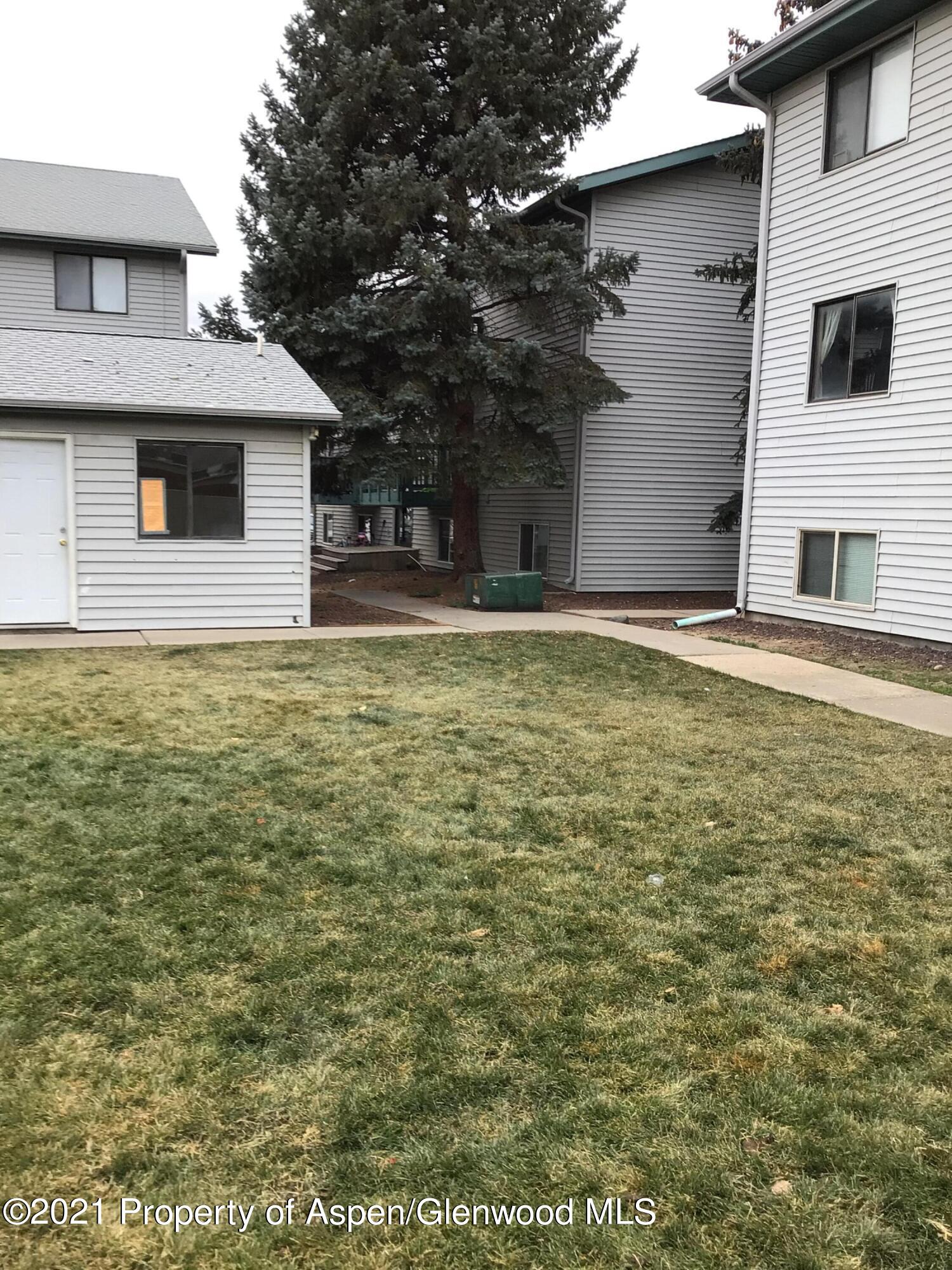 2621 Acacia Avenue Rifle, CO 81650 - Photo 3 of 11 CA4F1493-4092-4A99-AF24-F545CF3BCE3C