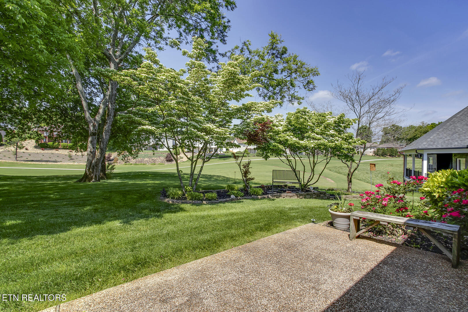 212 Tooweka Lane Loudon, TN 37774 - Photo 41 of 55 41_212 Tooweka Lane_Patio03