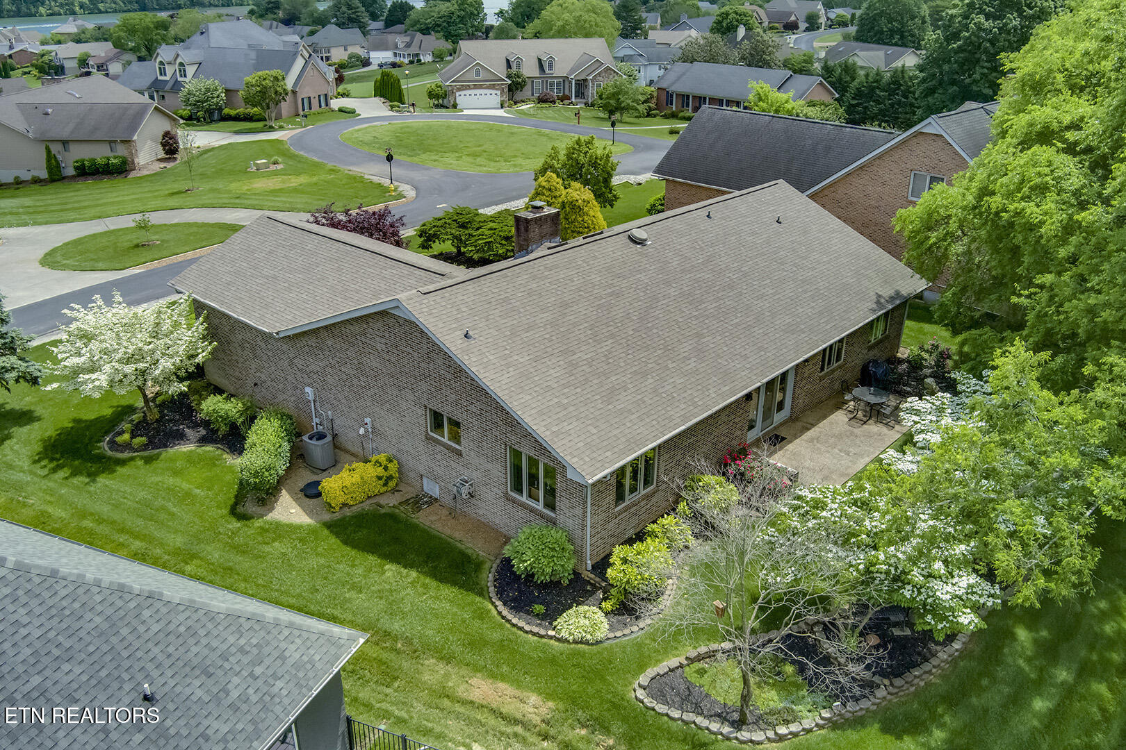 212 Tooweka Lane Loudon, TN 37774 - Photo 49 of 55 49_212 Tooweka Lane_BackRightElevated