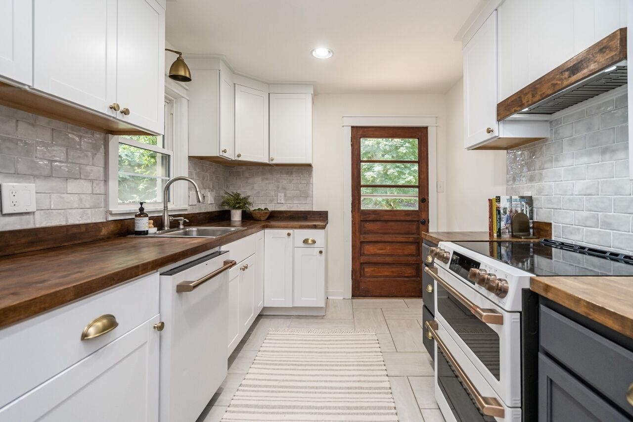 114 Hudson Street Raleigh, NC 27608 - Photo 7 of 23 Photo 7