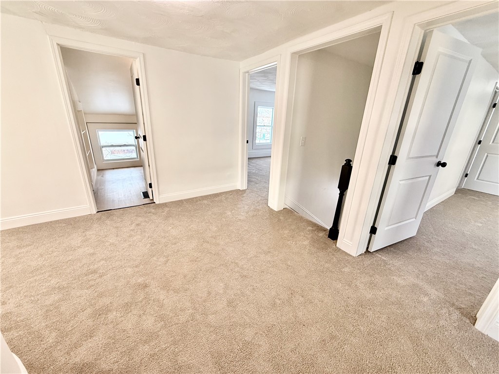 73 West Main Street Le Roy, NY 14482 - Photo 19 of 31