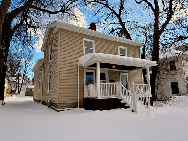 $99,999 | 73 West Main Street, Le Roy, NY 14482