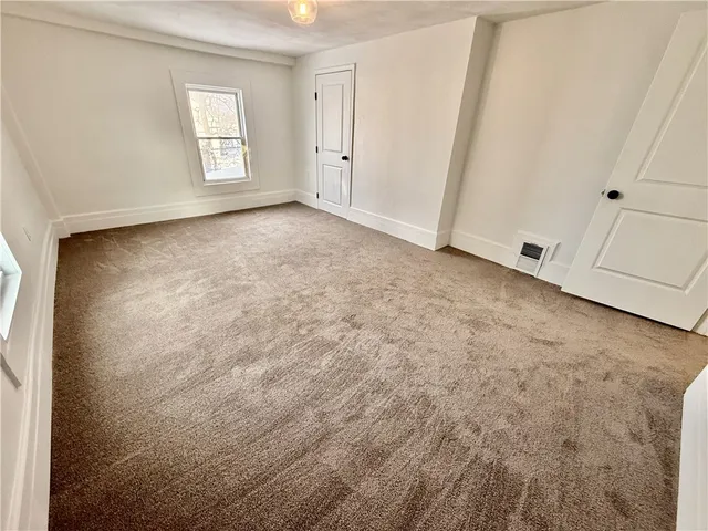 $99,999 | 73 West Main Street, Le Roy, NY 14482