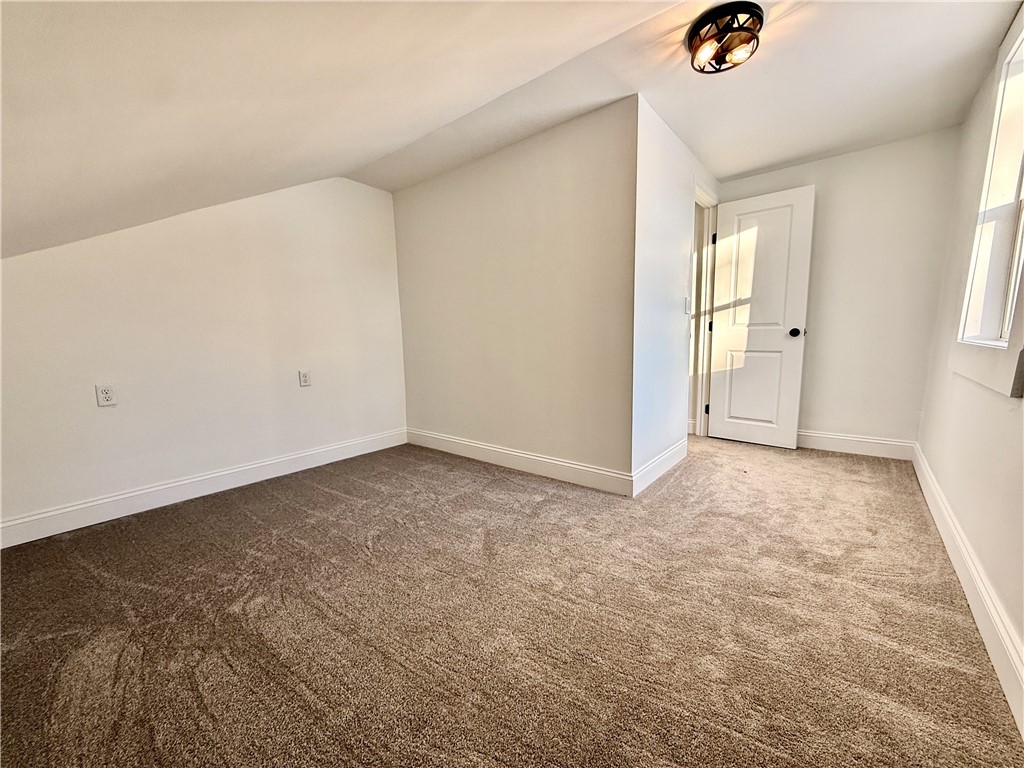 73 West Main Street Le Roy, NY 14482 - Photo 26 of 31