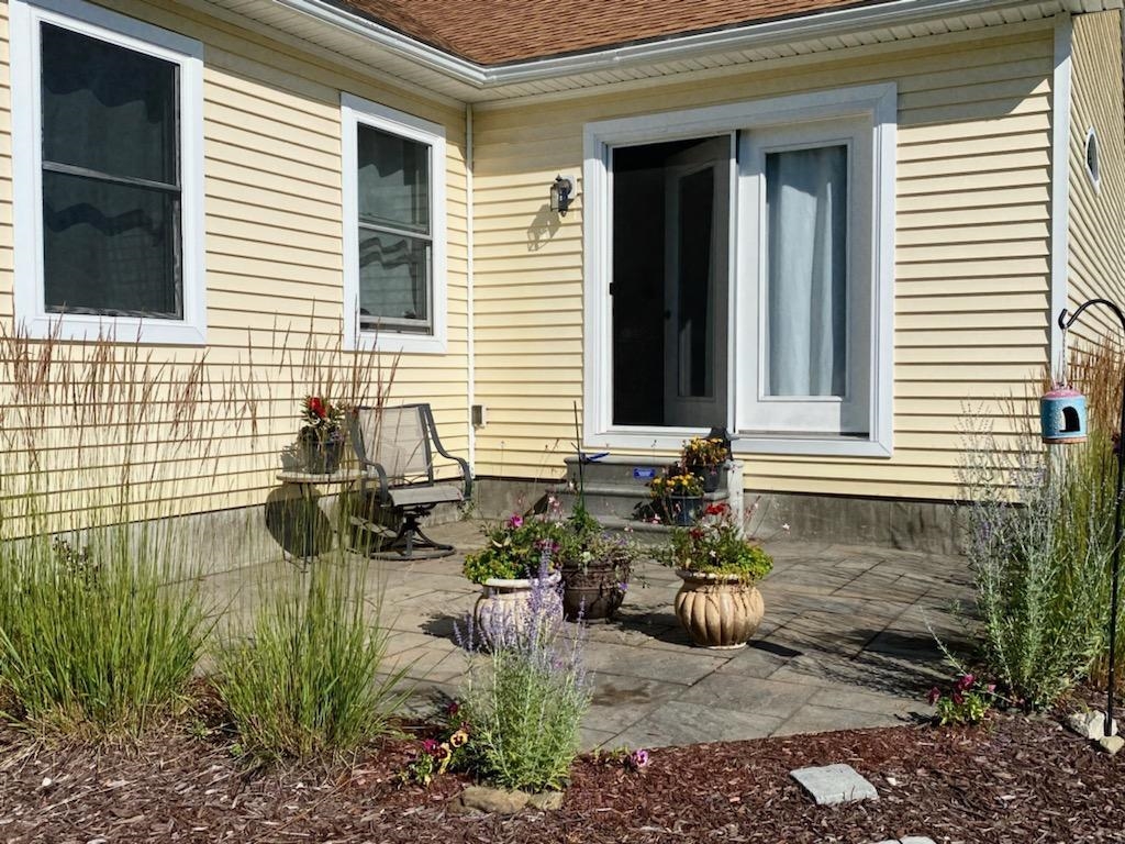 181 Butternut Road Hartford, VT 05001 - Photo 8 of 15 Gallery Image 8