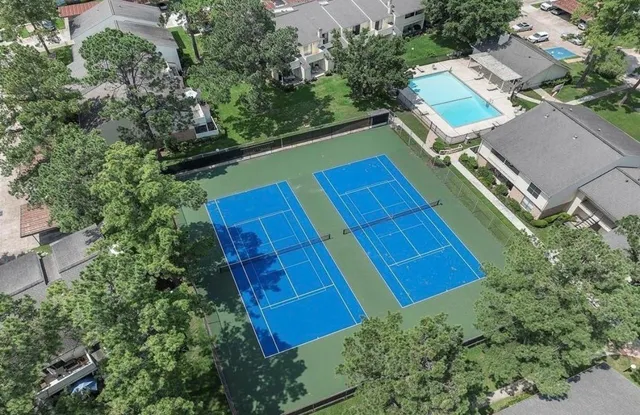 $130,900 | 14515 Wunderlich Drive, Unit 608, Houston, TX 77069