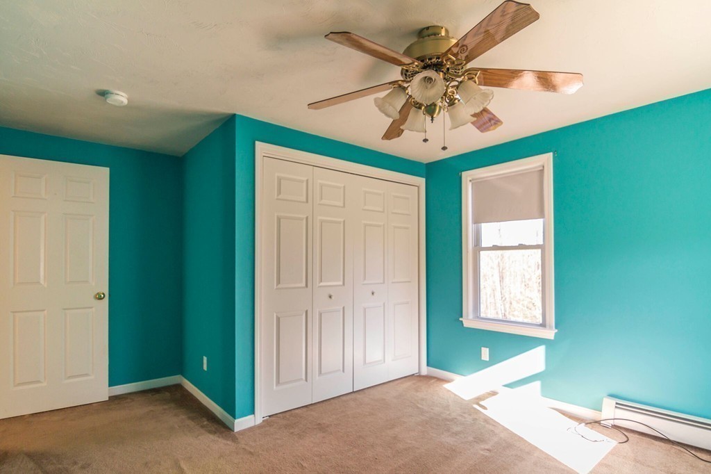 77 Irish Lane Rutland, MA 01543 - Photo 17 of 28