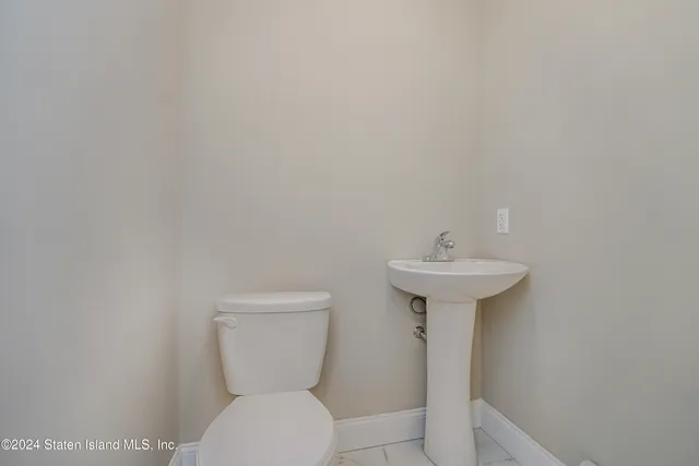 $1,625,000 | 101 Bedell Avenue | Tottenville