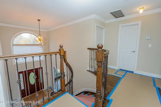 $1,625,000 | 101 Bedell Avenue | Tottenville