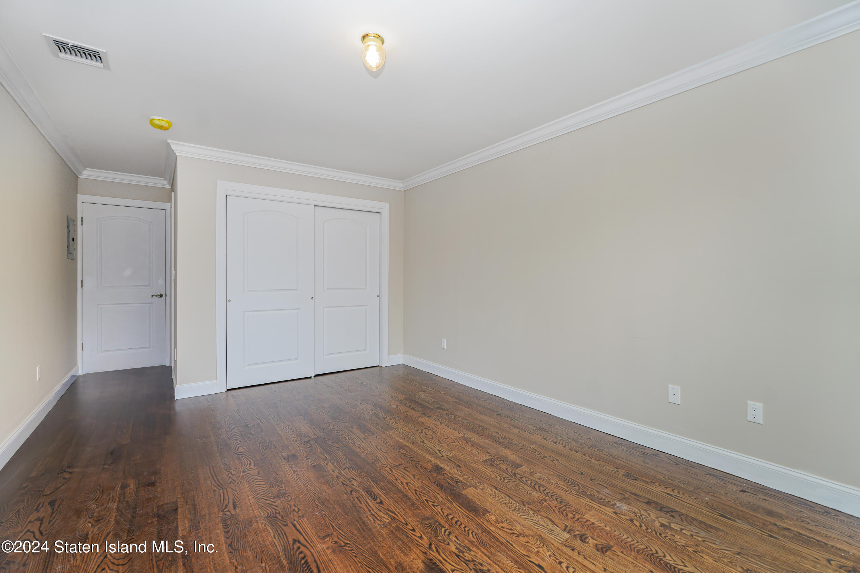 101 Bedell Avenue Staten Island, NY 10307 - Photo 27 of 40 Photo Nov 02 2024, 10 10 04 PM