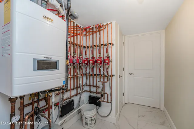 $1,625,000 | 101 Bedell Avenue | Tottenville