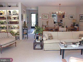 11 Ringfield Road Chadds Ford, PA 19317 - Photo 4 of 6 Gallery Image 4