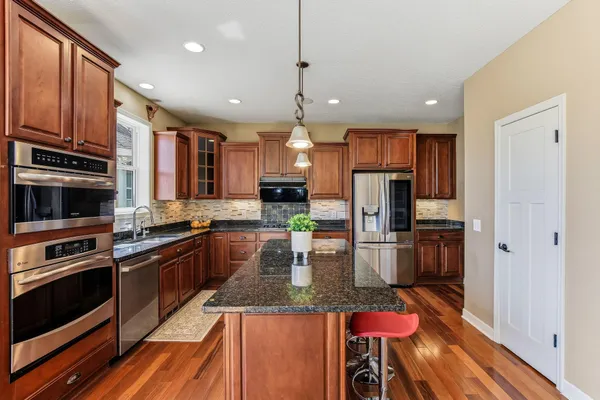 $749,000 | 15365 58th Place North, Plymouth, MN 55446