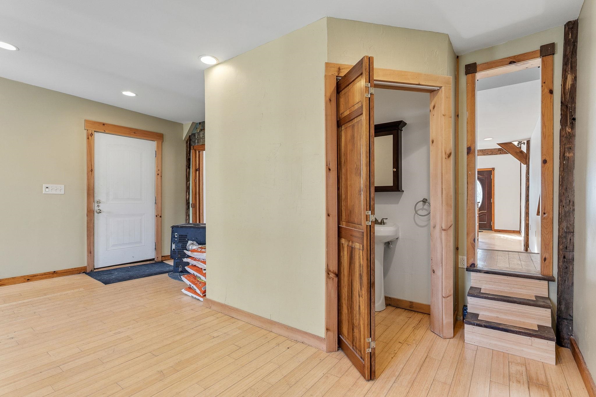 53 Main Street Plainfield, VT 05667 - Photo 18 of 42