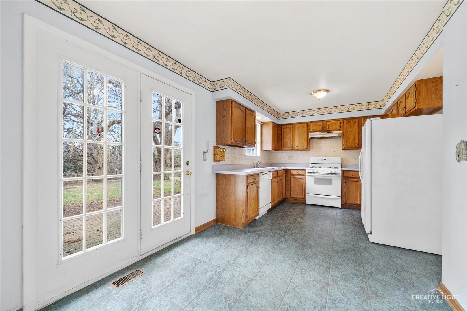 778 Village Road Crystal Lake, IL 60014 - Photo 5 of 20
