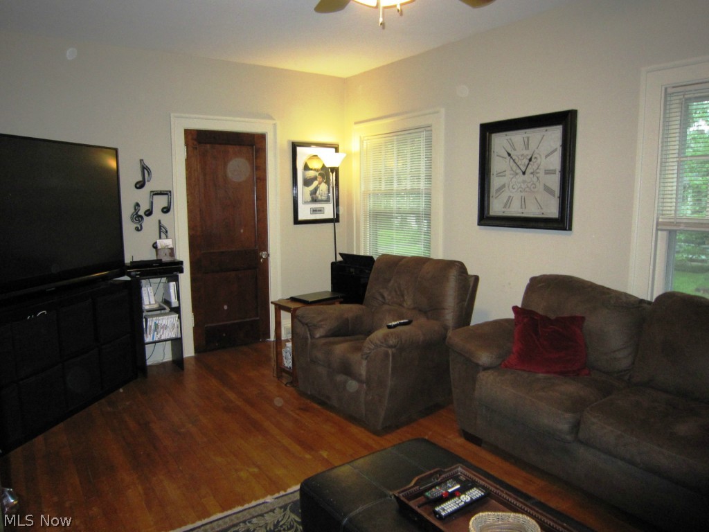 3247 Clarendon Road Cleveland, OH 44118 - Photo 15 of 18 Gallery Image 15