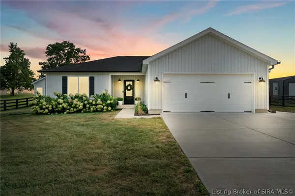$400,000 | 8215 Salem Church Road, Charlestown, IN 47111
