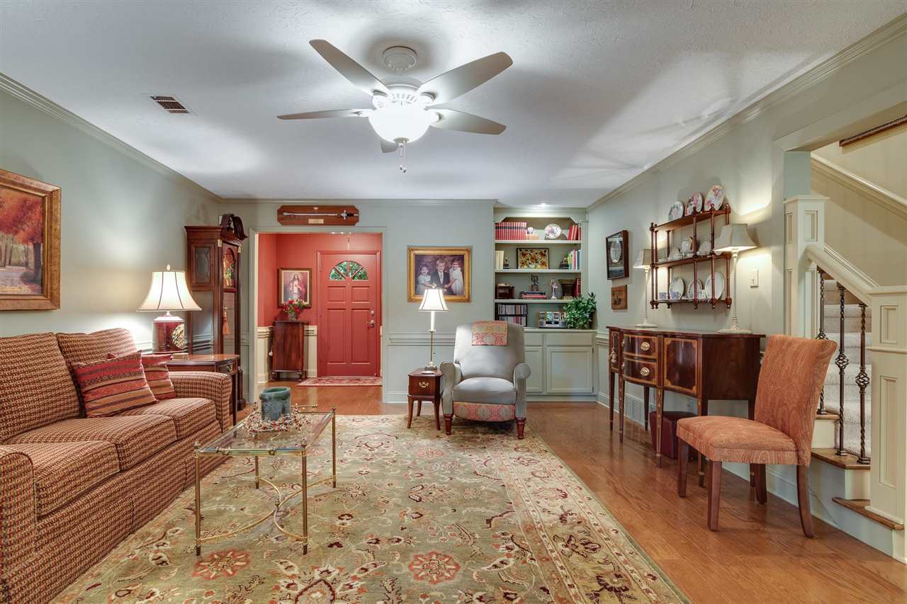 517 McElroy Road Memphis, TN 38120 - Photo 8 of 25