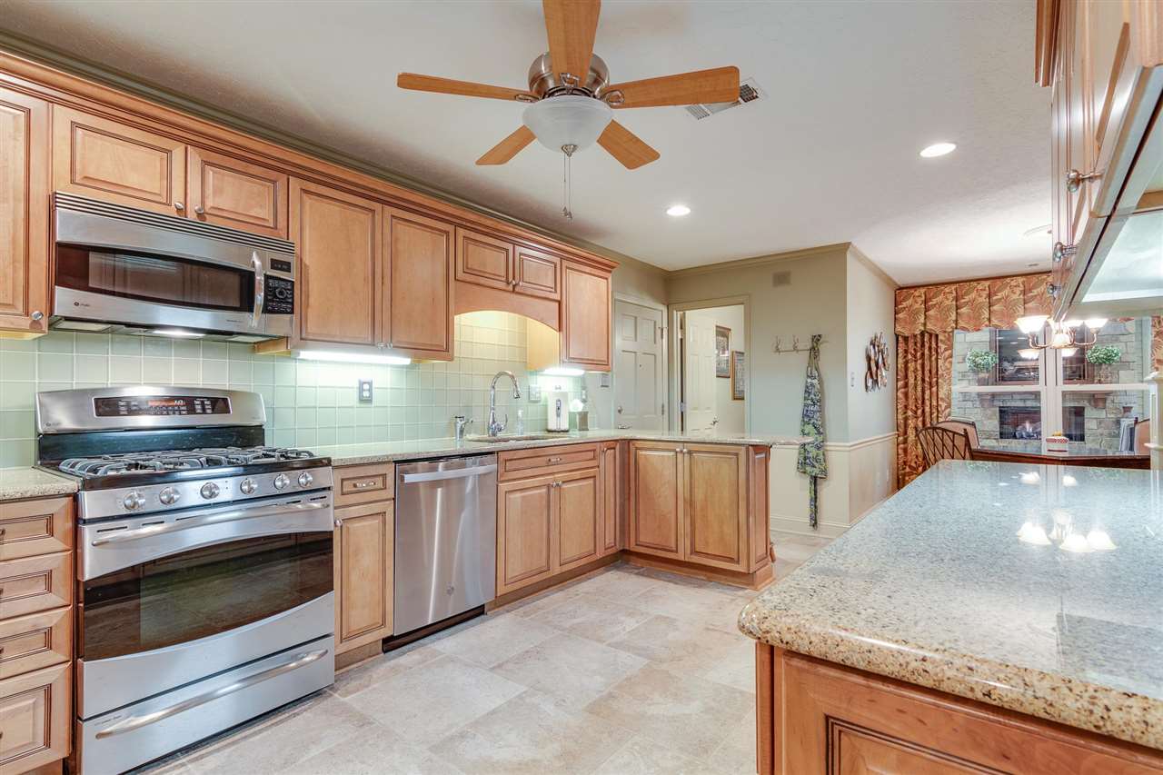 517 McElroy Road Memphis, TN 38120 - Photo 10 of 25