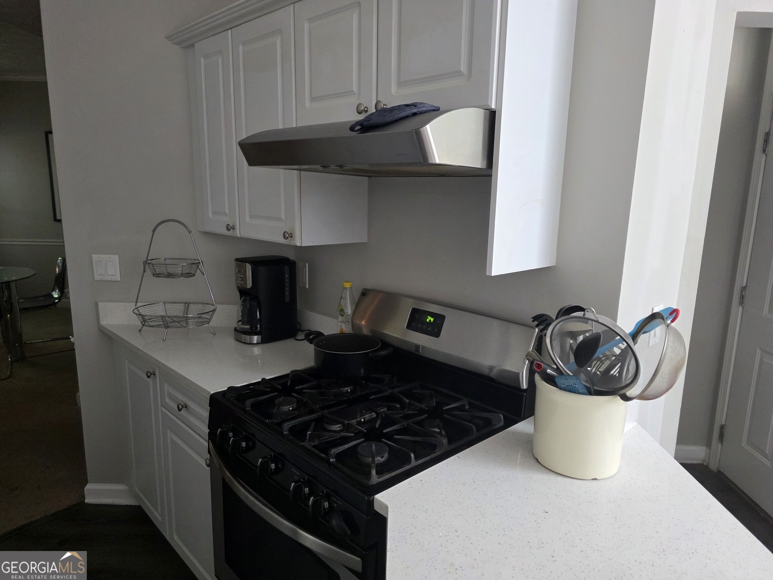 509 Reed Street Southeast Atlanta, GA 30312 - Photo 3 of 22 Gallery Image 3