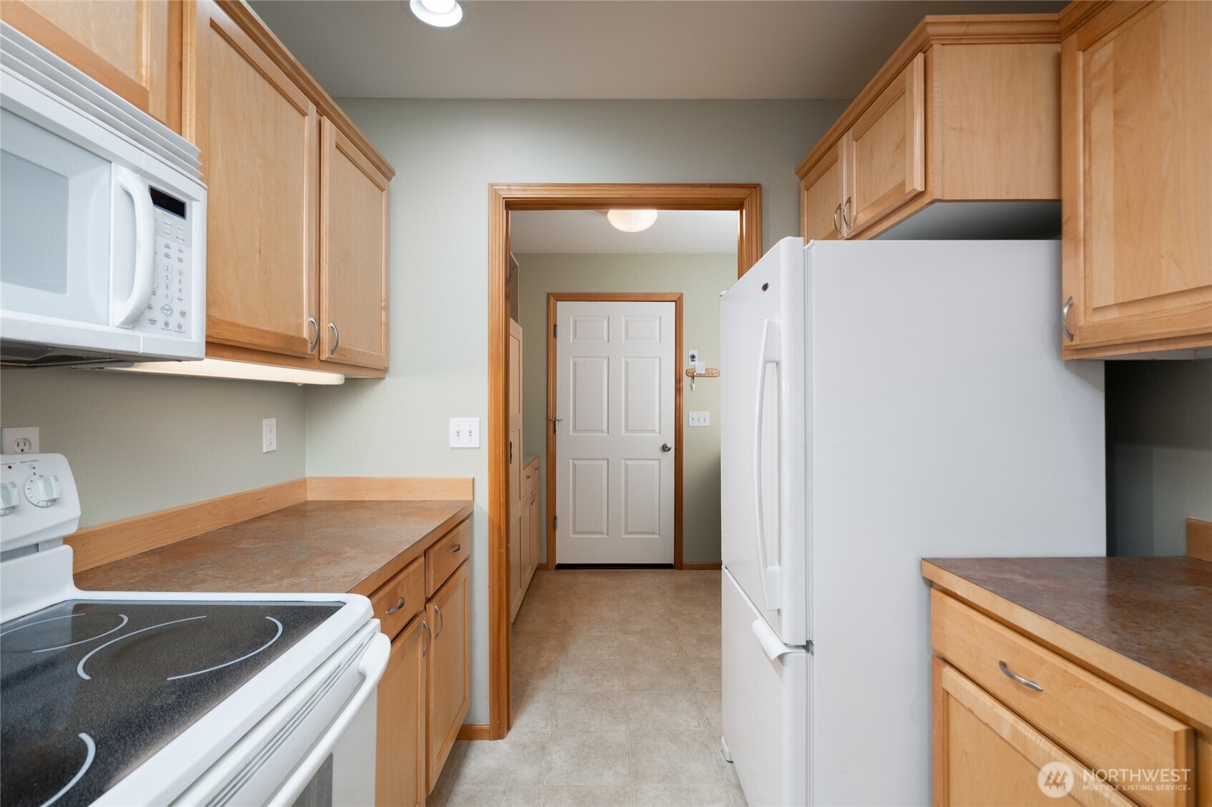 1202 Decatur Circle, Unit 20B Burlington, WA 98233 - Photo 10 of 38