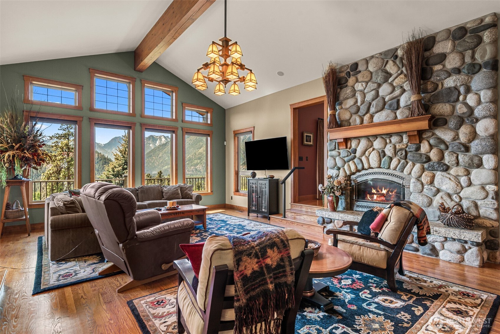 10665 North Road Leavenworth, WA 98826 - Photo 6 of 40