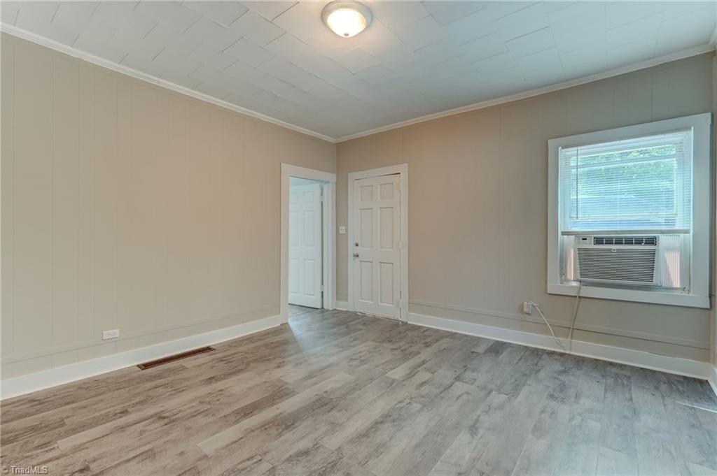 1409 Ridge Avenue Eden, NC 27288 - Photo 7 of 23