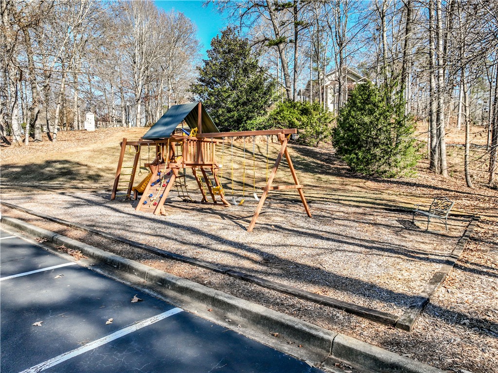 806 Bright Leaf Court Seneca, SC 29672 - Photo 29 of 34