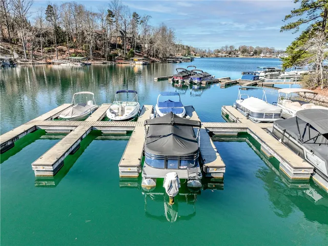 $169,000 | 806 Bright Leaf Court, Seneca, SC 29672