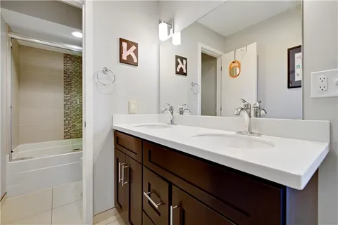 $1,050,000 | 1601 Jefferson Street, Kansas City, MO 64108