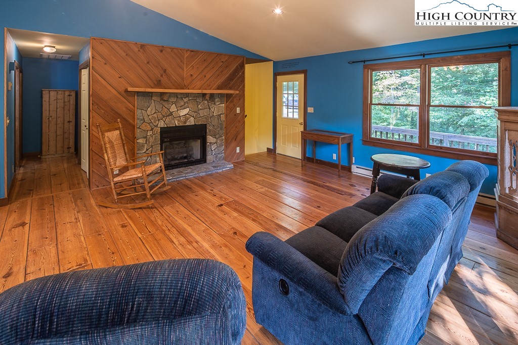495 Rhymer Branch Road Deep Gap, NC 28618 - Photo 3 of 31 Gallery Image 3