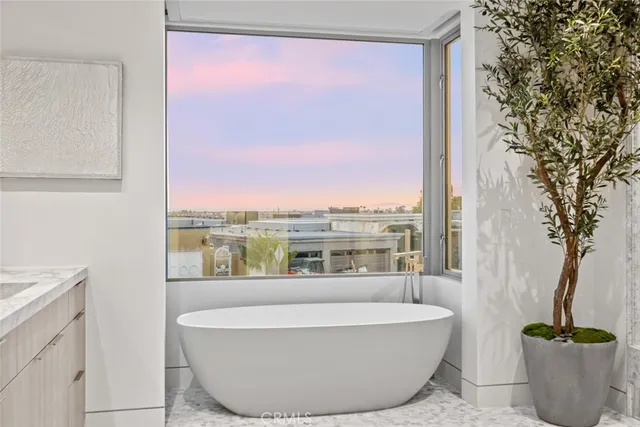 $13,895,000 | 1399 Galaxy Drive, Newport Beach, CA 92660