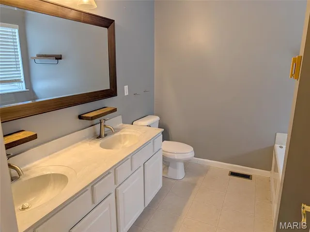 $349,900 | 488 Fortress Court, St. Charles, MO 63303