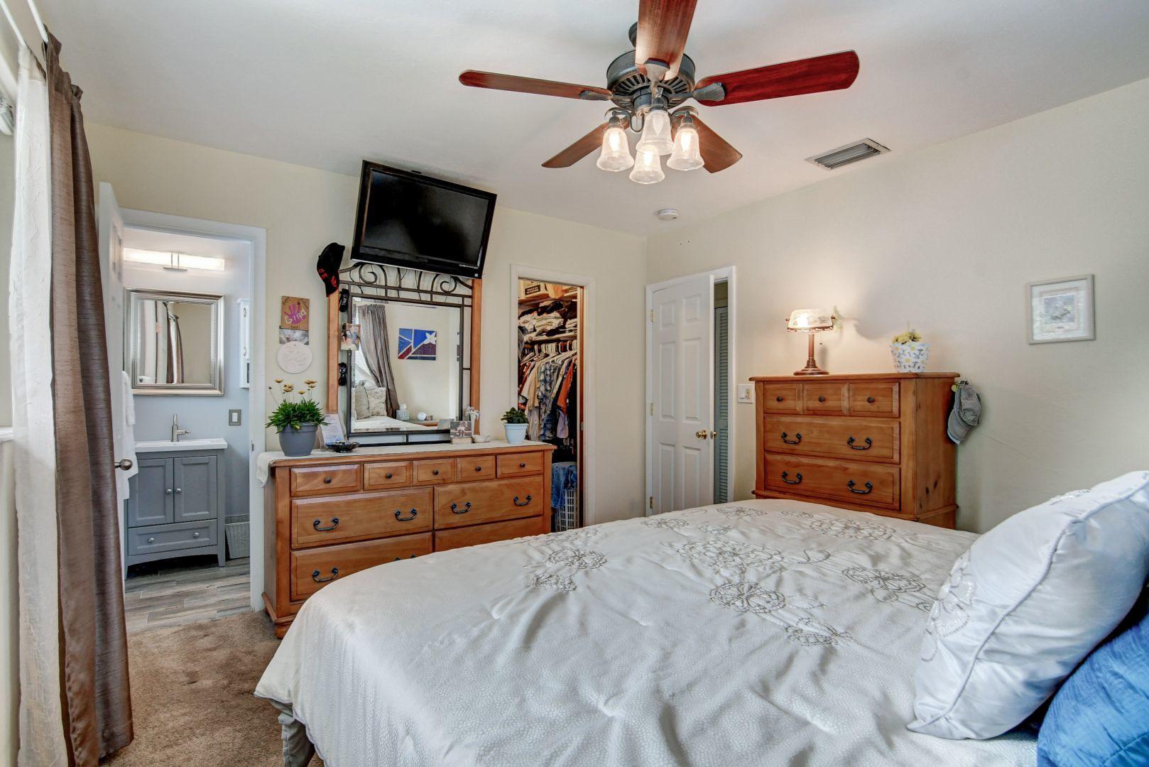 2232 Park Place Boca Raton, FL 33486 - Photo 17 of 46 22_dsc_2260_1_2_3_4