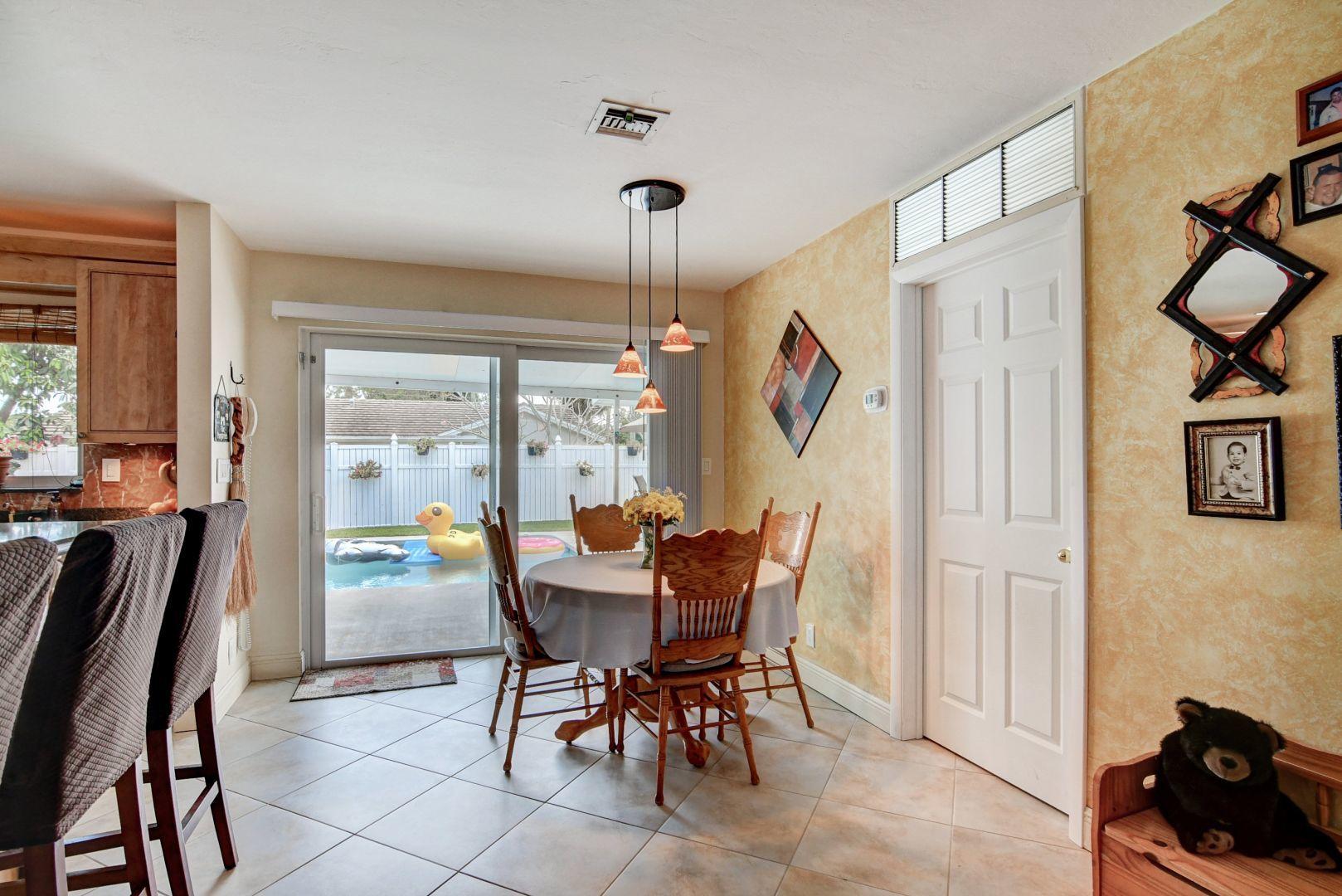 2232 Park Place Boca Raton, FL 33486 - Photo 7 of 46 12_dsc_2170_1_2_3_4