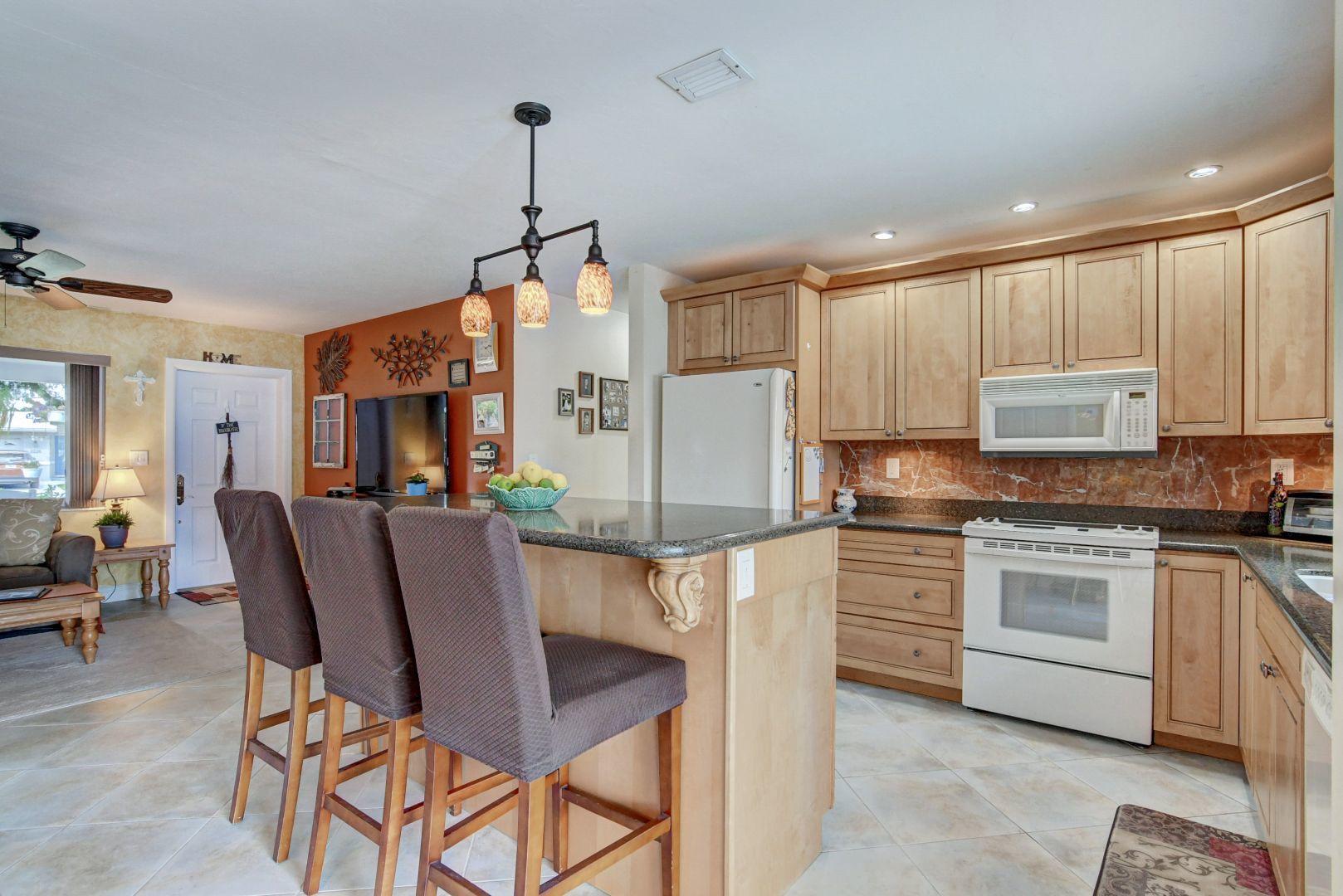 2232 Park Place Boca Raton, FL 33486 - Photo 8 of 46 13_dsc_2175_6_7_8_9