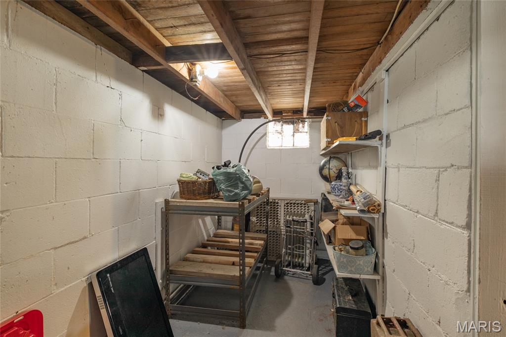 2300 Agnes Street Alton, IL 62002 - Photo 23 of 28