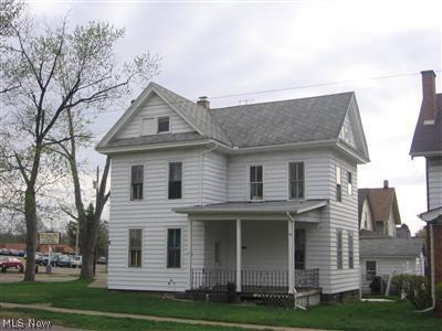 758 Amherst Road Northeast Massillon, OH 44646 - Photo 1 of 1 Gallery Image 1