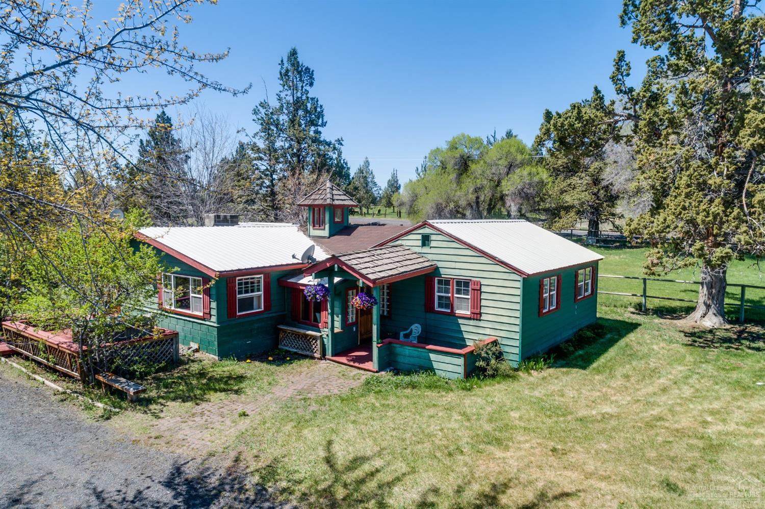 62610 Waugh Road Bend, OR 97701 - Photo 1 of 22 Primary Photo