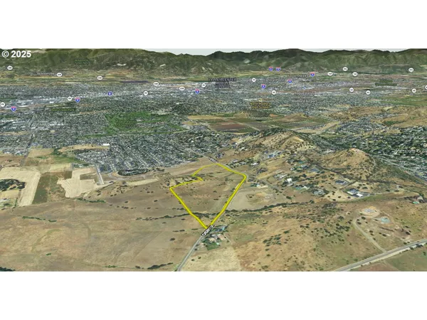 $3,550,000 | 4900 Cherry Lane, Medford, OR 97504