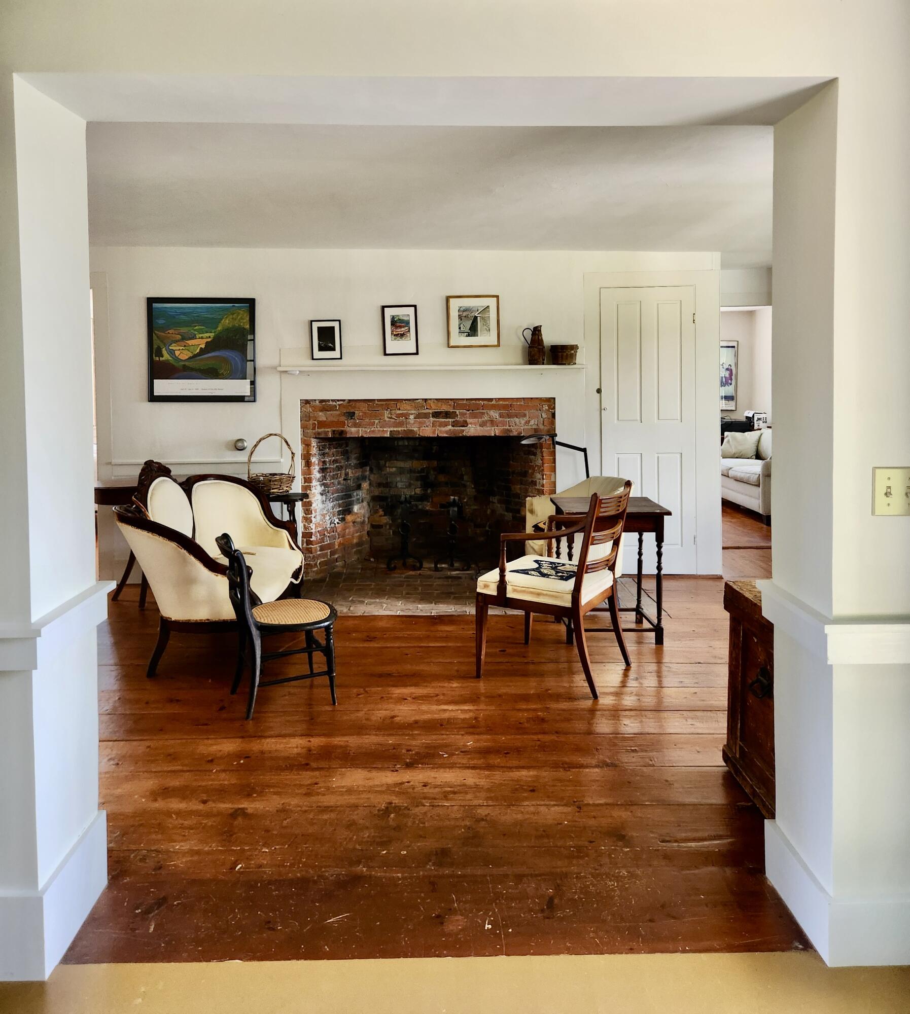 290 West District Road North Haven, ME 04853 - Photo 6 of 41 20250826_mid level liv (a)