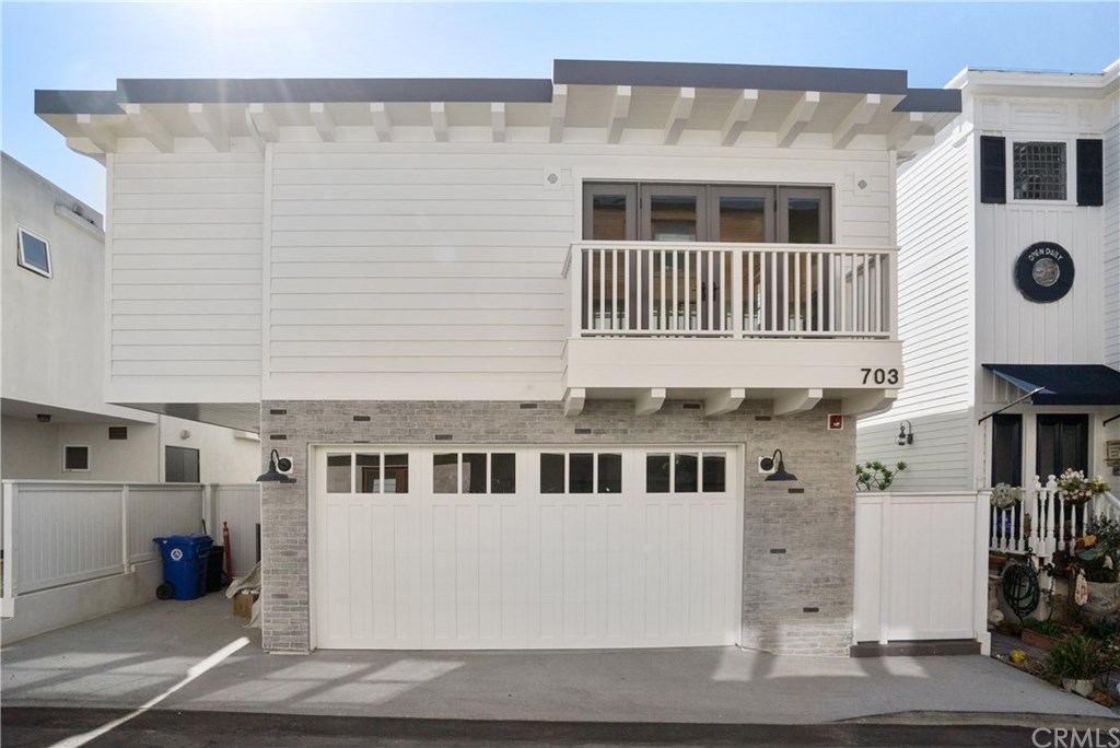 703 Bayview Drive Manhattan Beach, CA 90266 - Photo 13 of 31