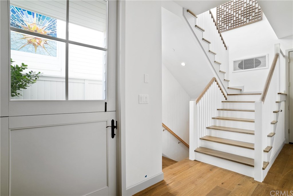 703 Bayview Drive Manhattan Beach, CA 90266 - Photo 26 of 31