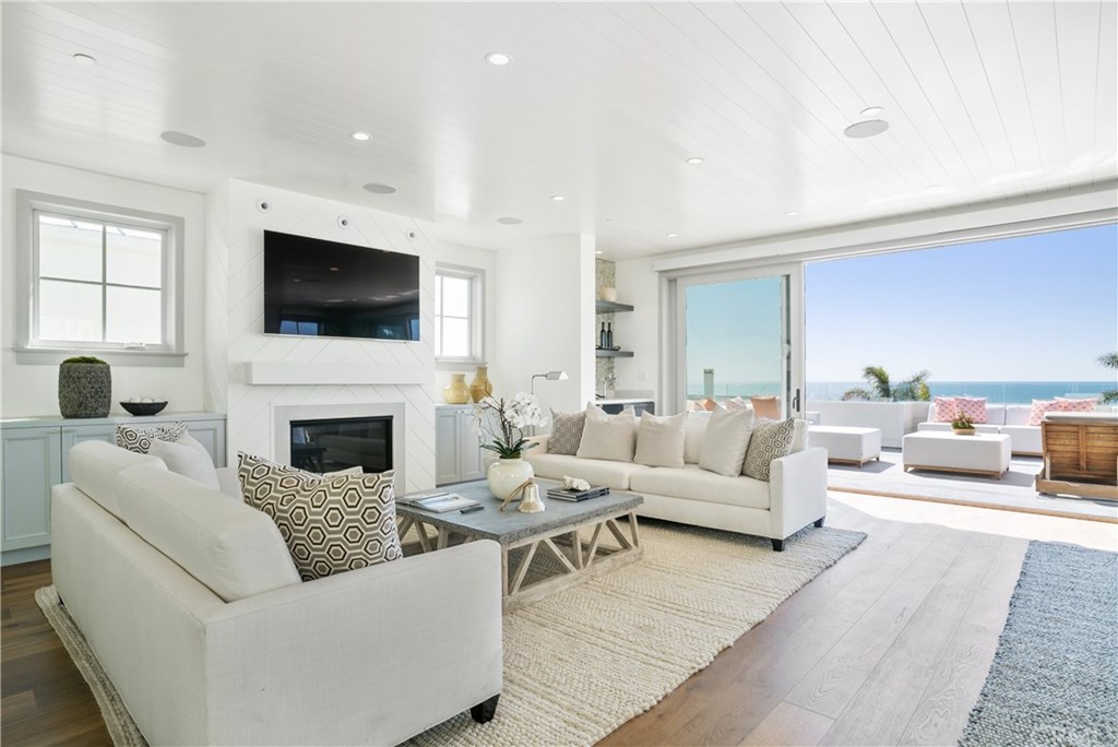 703 Bayview Drive Manhattan Beach, CA 90266 - Photo 9 of 31