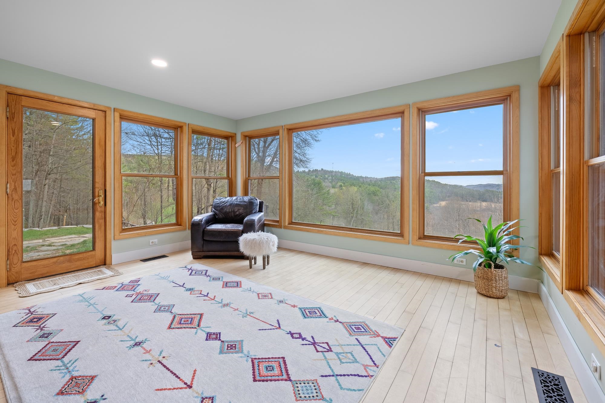 1693 5 Corners Road Thetford, VT 05045 - Photo 25 of 60