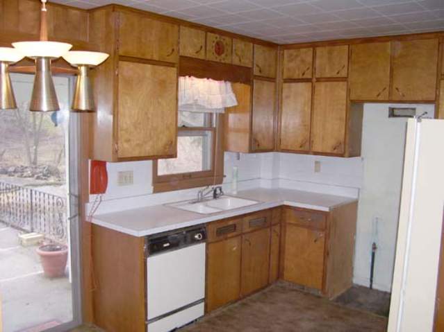 140 North Rolff Street Davenport, IA 52804 - Photo 8 of 9 Gallery Image 8