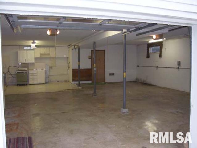 140 North Rolff Street Davenport, IA 52804 - Photo 9 of 9 Gallery Image 9