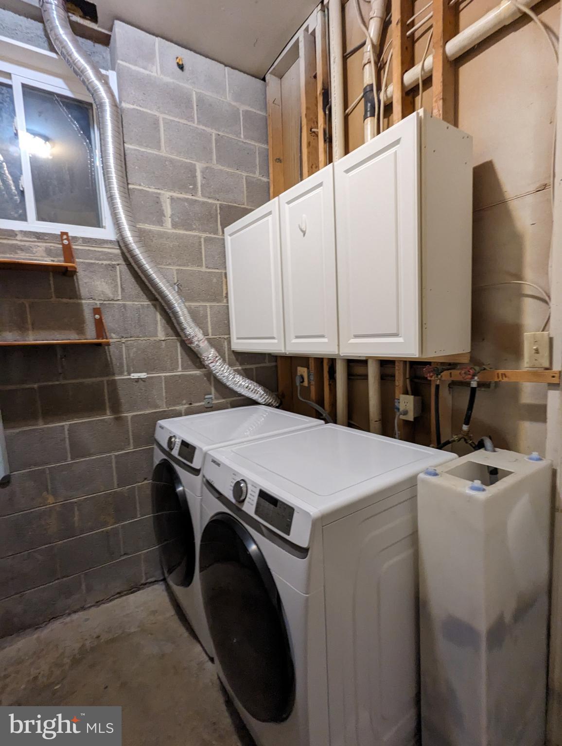 5845 Rexford Drive, Unit 721 Springfield, VA 22152 - Photo 23 of 28 laundry room